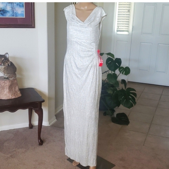 Connected Apparel 6 textured liquid silver metallic silver flattering ruch - Picture 2 of 6